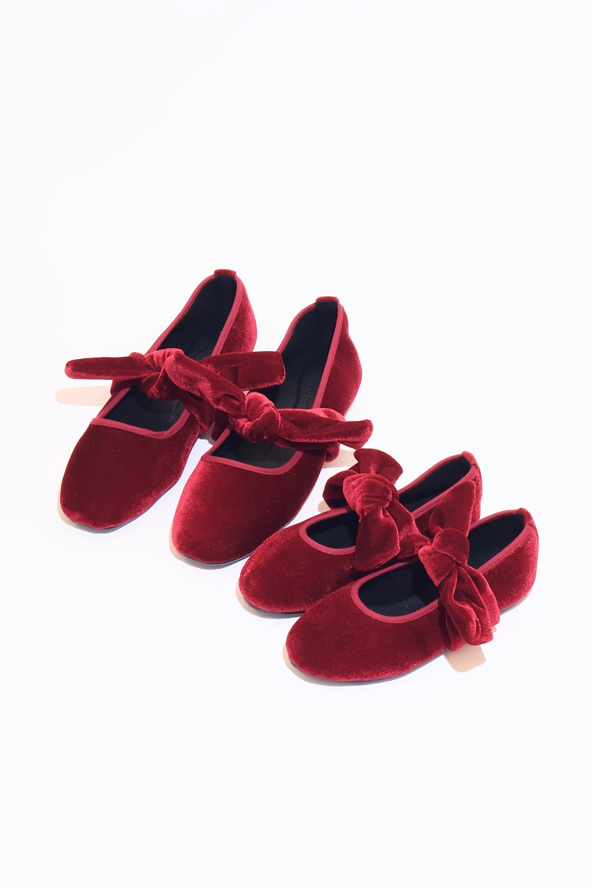 BALLERINAS VELVET LAZO