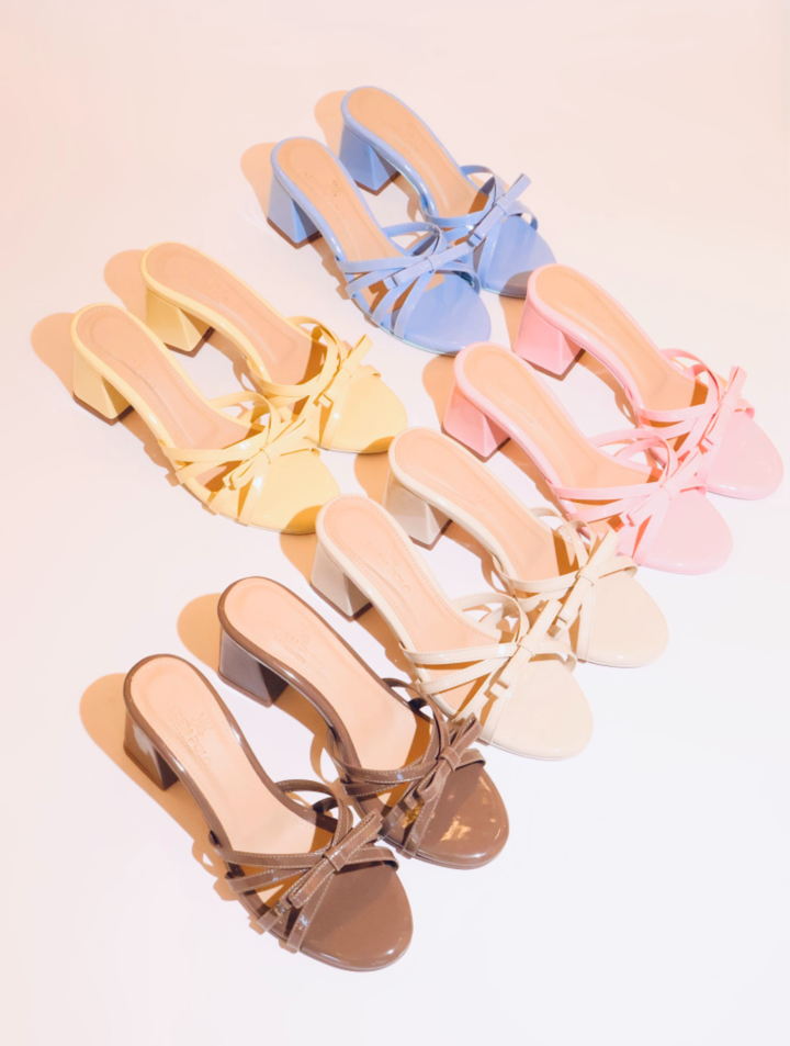 SANDALIAS DE TACÓN LAZO