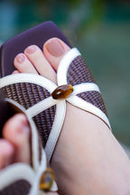 Sandalias ojo de tigre