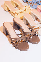 SANDALIAS DE TACÓN LAZO