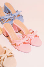 SANDALIAS DE TACÓN LAZO