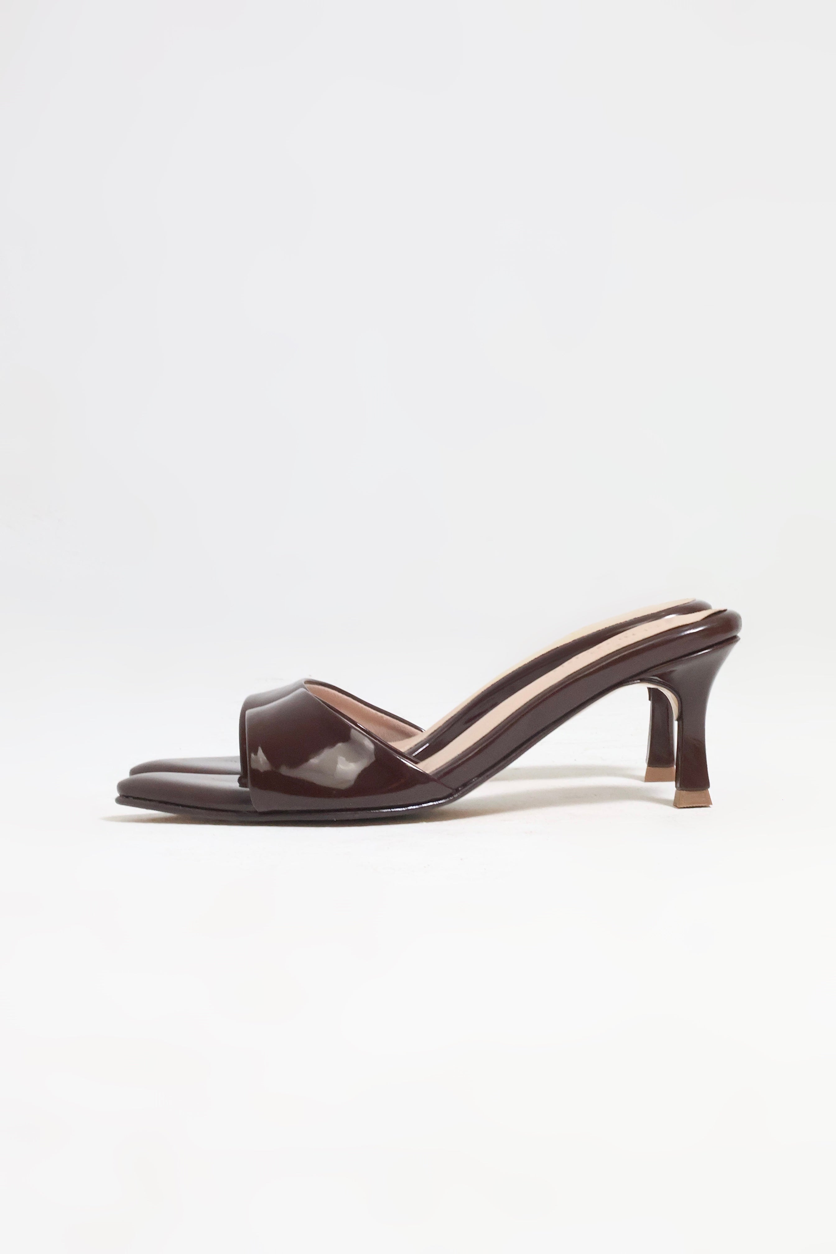 Trendy heels
